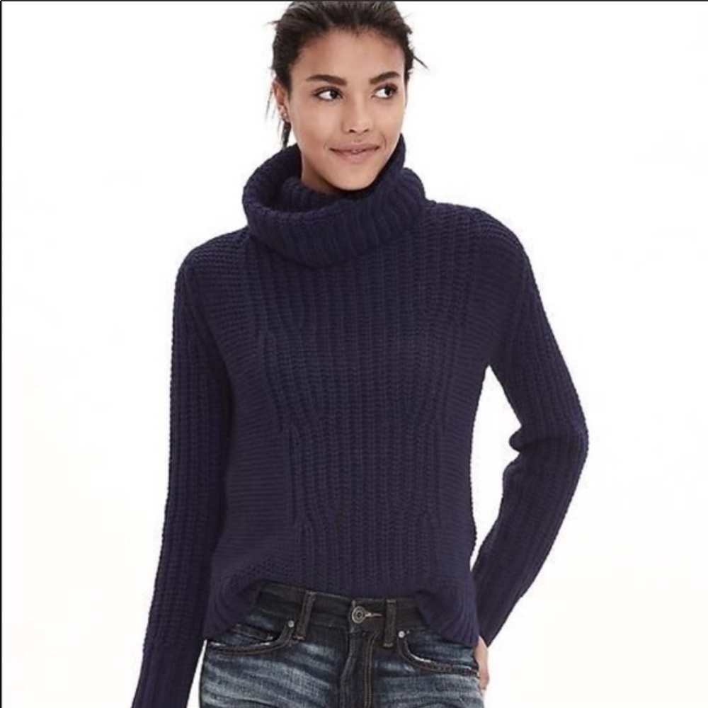 BR mixed stitch Italian yarn navy turtleneck